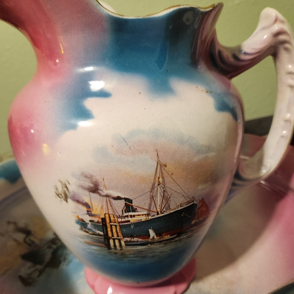 Basin and pitcher - Picture 4 of 5